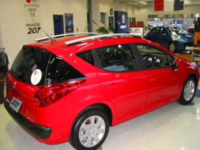 準備完了  - New PEUGEOT 207 SW Debut Fair 開催 -
