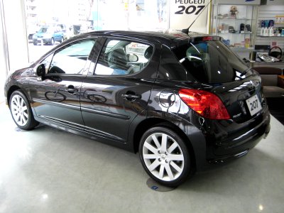 祝日営業いたします　2/11 （水）