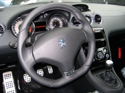やっぱりMT！RCZ6MT入荷しました