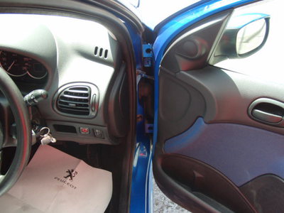 ドアストッパー