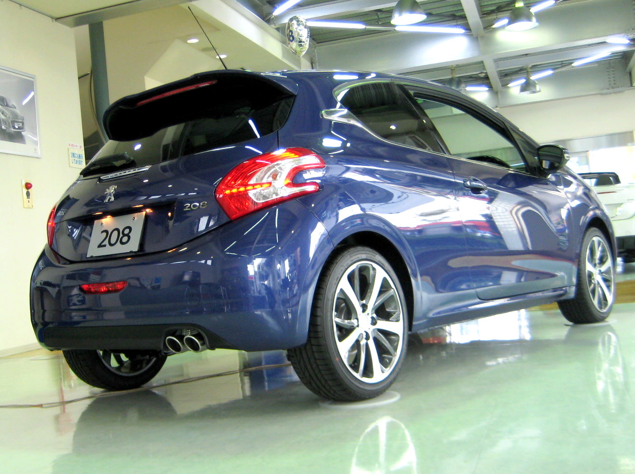 NEW PEUGEOT　208 GT 試乗会　開催のお知らせ
