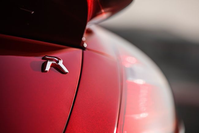 RCZ R に乗ってみませんか?