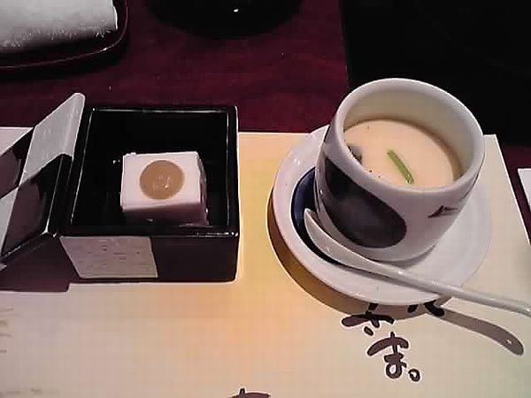 湯葉と豆腐の店