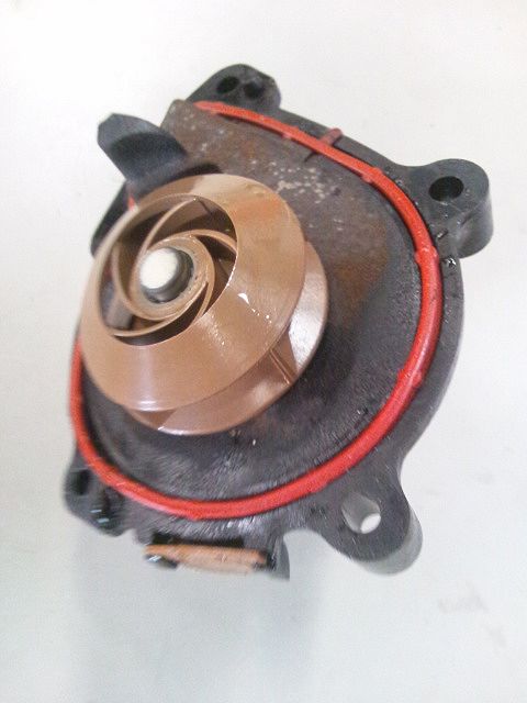 ウォーターポンプ