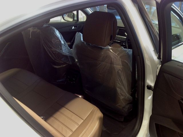 ショールーム入れ替えました