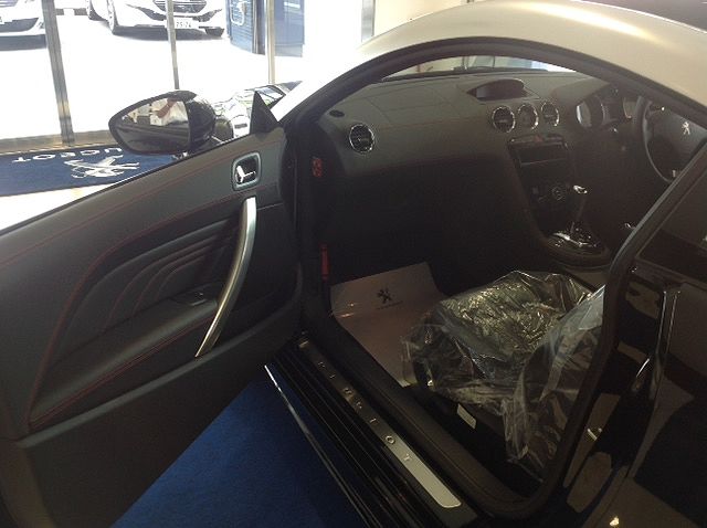 RCZ　GT Line 到着