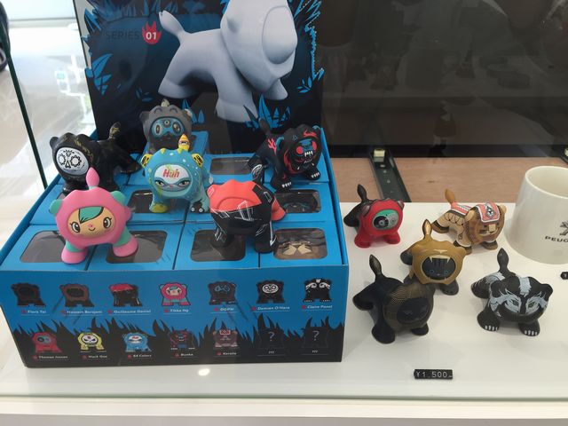 プジョーアートトイ