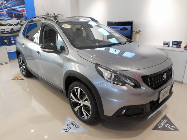 展示車入れ替えました