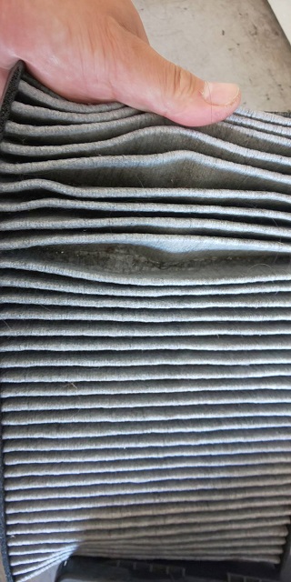 エアコンフィルター