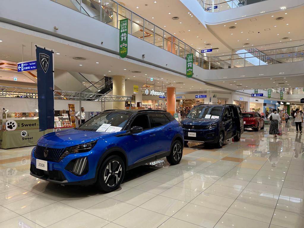 出張展示会開催中です