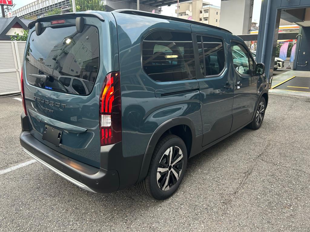 特別仕様車 RIFTER LONG Kiama Blue Edition